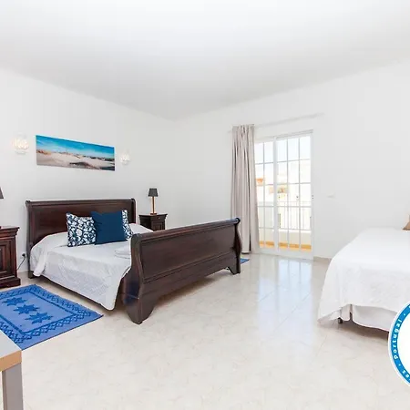 Q - Casa Do Topo Guesthouse Lagos Room photo