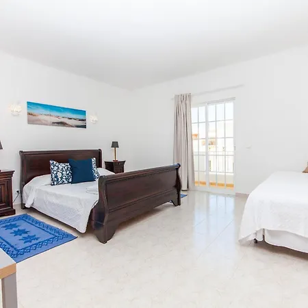 Q - Casa Do Topo Guesthouse Lagos Room photo